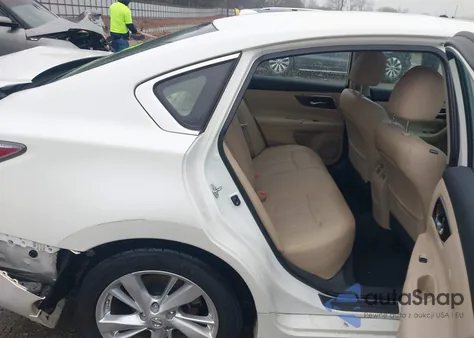 2015 Nissan Altima 2.5 Sl z USA, uszkodzony, nr VIN 1N4AL3AP9FN917206